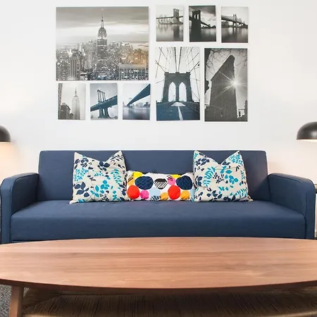 Дом отдыха Mycityhaven The Kingsweston - Flexible Sleeps 7 *