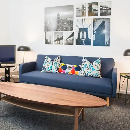Mycityhaven The Kingsweston - Flexible Sleeps 7 * Бристоль