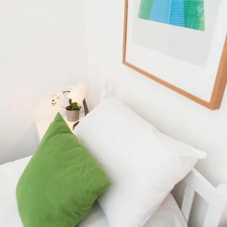 Mycityhaven The Kingsweston - Flexible Sleeps 7 Бристоль